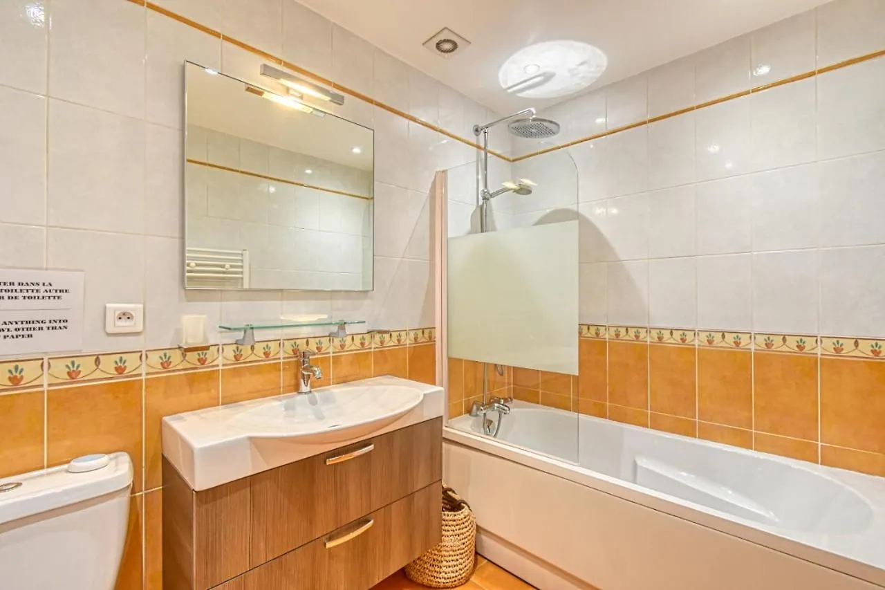 Beautiful Modern Apartment In The Heart Of Κάννες Γαλλία